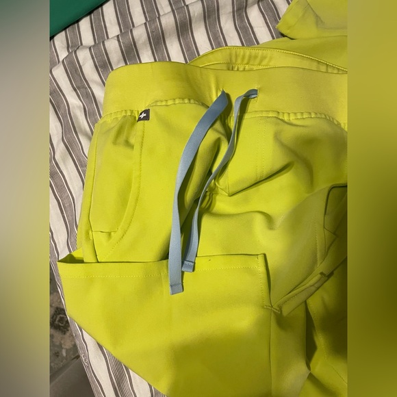 COPY - Figs Scrub Set - Picture 3 of 3